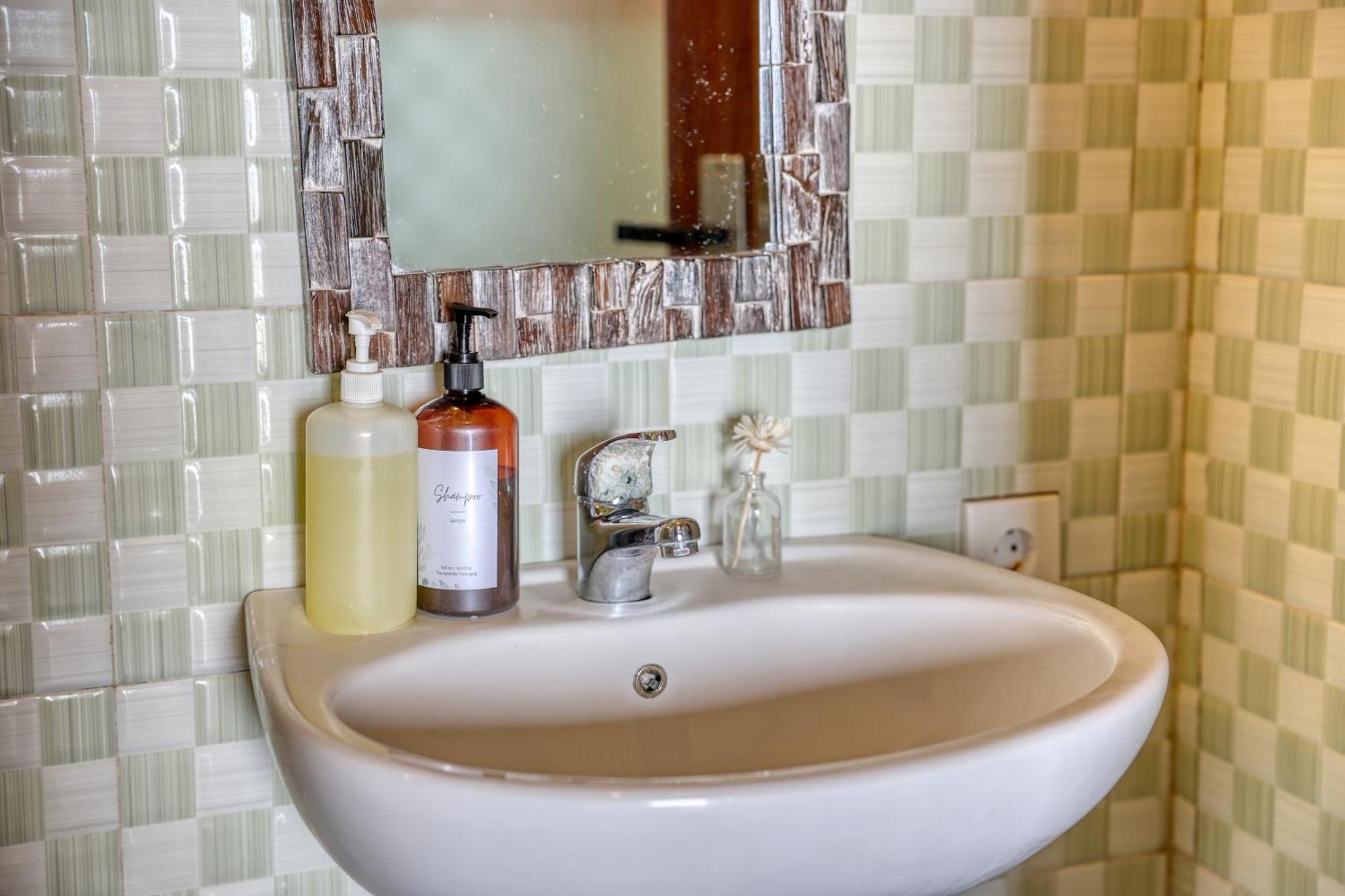 Penida La Casa Cottage Batununggul Zimmer foto